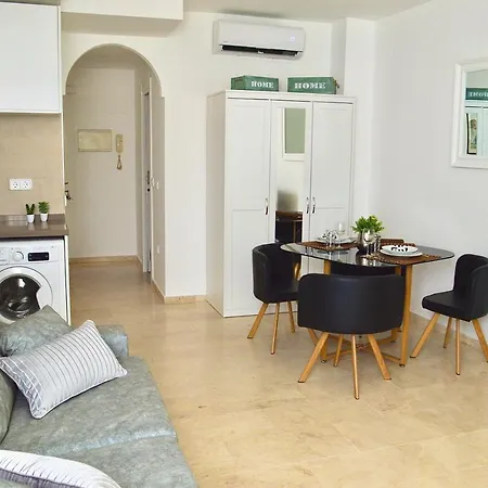 Adriana. Centrico, A 50m De La Playa. Fuengirola